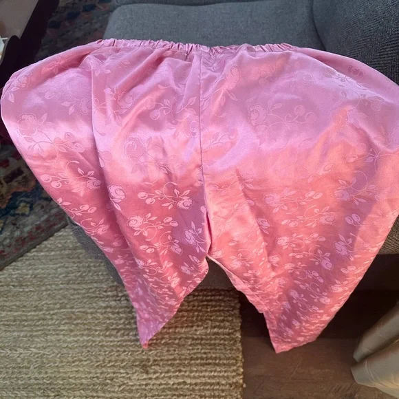 Mary Engelbreit Pink Pajama set with Green Trim - Picture 3 of 4